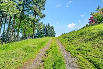 2244 Lasater Blvd, Eugene, OR 97405 - Photo 13