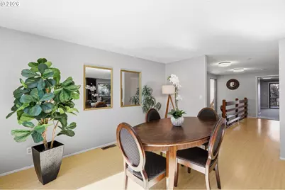 784 Brookside Dr, Eugene, OR 97405 - Photo 5