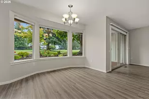 15715 SW Oakhill Ln, Portland, OR 97224 - Photo 11