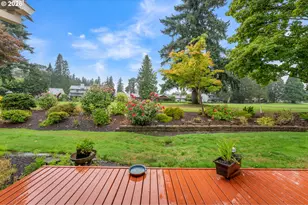 15715 SW Oakhill Ln, Portland, OR 97224 - Photo 27