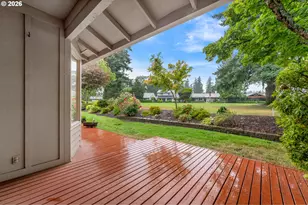 15715 SW Oakhill Ln, Portland, OR 97224 - Photo 25