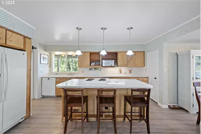 82044 Mahr Ln, Creswell, OR 97426 - Photo 9