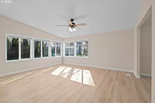 11201 NW 3rd Ave, Vancouver, WA 98685 - Photo 5