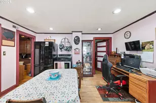 5320 Royal Ave, Eugene, OR 97402 - Photo 13