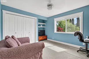 2258 Gene Cameron Wy, Medford, OR 97504 - Photo 35