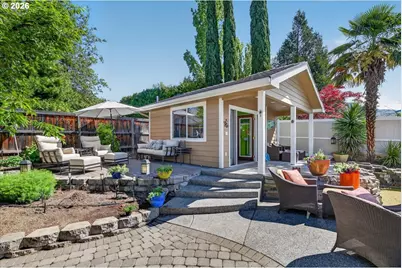 2258 Gene Cameron Way, Medford, OR 97504 - Photo 39