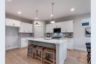 13885 SW 174th Ave, Tigard, OR 97140 - Photo 13