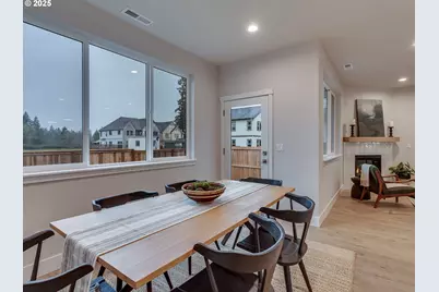 13885 SW 174th Ave, Tigard, OR 97140 - Photo 17