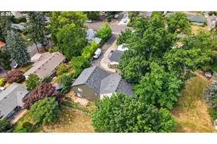 1014 SE 9th St, Gresham, OR 97080 - Photo 13