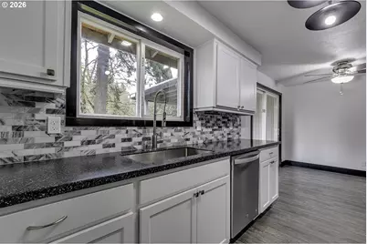 315 Kanuku St SE, Salem, OR 97306 - Photo 7