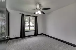 315 Kanuku St SE, Salem, OR 97306 - Photo 13