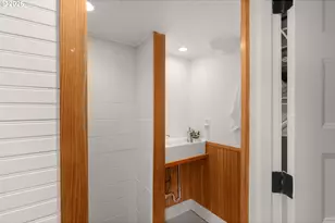 3841 SW Kanan Dr, Portland, OR 97221 - Photo 21