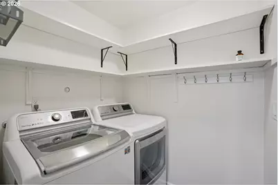 2140 SW Wynwood Ave, Portland, OR 97225 - Photo 17