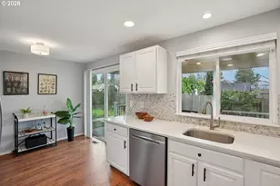 2140 SW Wynwood Ave, Portland, OR 97225 - Photo 15