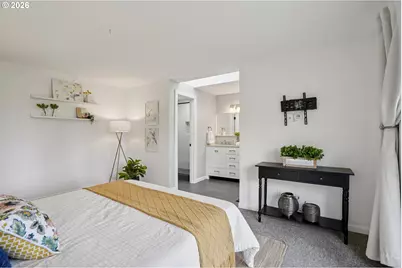 2140 SW Wynwood Ave, Portland, OR 97225 - Photo 23