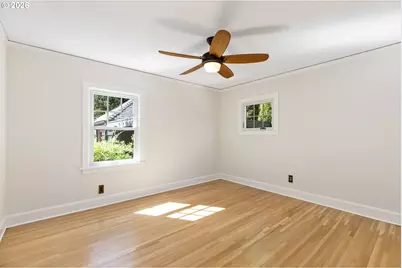 3826 NE Couch St, Portland, OR 97232 - Photo 15