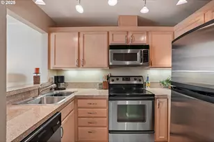 1500 SW Park Ave, Portland, OR 97201 - Photo 21