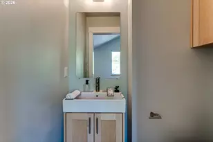 1130 Polk St, Eugene, OR 97402 - Photo 31