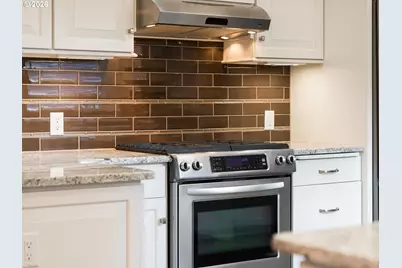 2012 NE 27th Ave, Portland, OR 97212 - Photo 13