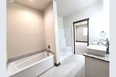 320 Riverwood Ct, Umatilla, OR 97882 - Photo 11