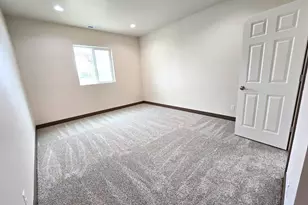 320 Riverwood Ct, Umatilla, OR 97882 - Photo 13