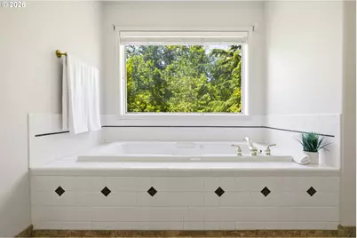 19180 NW Northshore Ct, Portland, OR 97229 - Photo 27