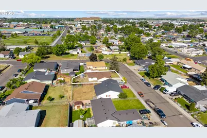 562 E Reeder Dr, Hermiston, OR 97838 - Photo 41