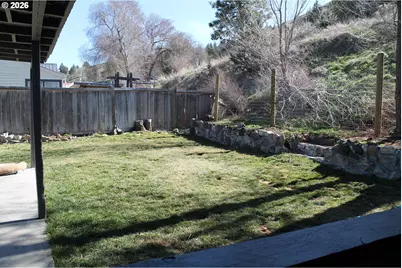 518 SE 2nd Ave, John Day, OR 97845 - Photo 33