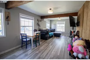 518 SE 2nd Ave, John Day, OR 97845 - Photo 3