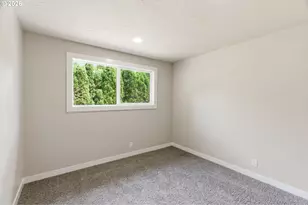 1015 Cunningham Ln, Salem, OR 97302 - Photo 33