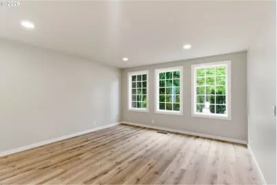 1015 Cunningham Ln, Salem, OR 97302 - Photo 11