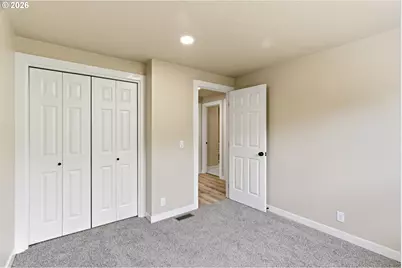 1015 Cunningham Ln, Salem, OR 97302 - Photo 35