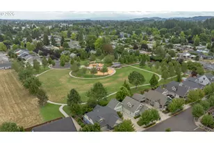 914 NE Samson St, McMinnville, OR 97128 - Photo 45