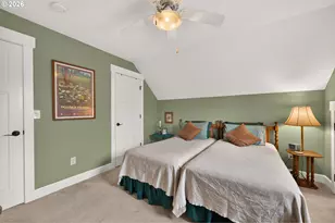 914 NE Samson St, McMinnville, OR 97128 - Photo 29