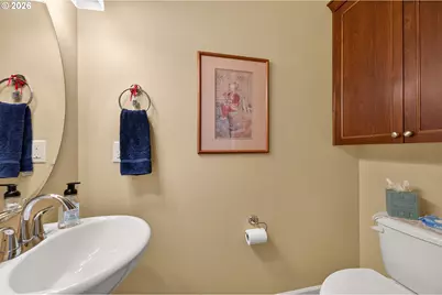 914 NE Samson St, McMinnville, OR 97128 - Photo 25