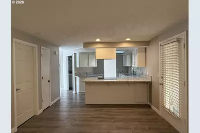 1003 SE 146th Ave, Portland, OR 97233 - Photo 11