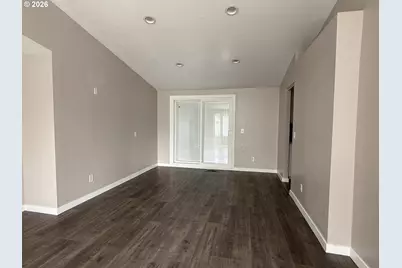 1003 SE 146th Ave, Portland, OR 97233 - Photo 5