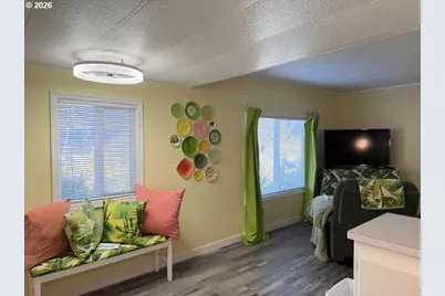 1600 Rhododendron Dr #4, Florence, OR 97439 - Photo 17