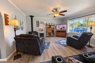 1302 SW Crestview Rd, Prineville, OR 97754 - Photo 7