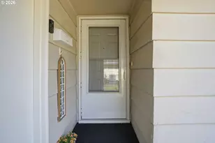8802 N Chase Ave, Portland, OR 97217 - Photo 3