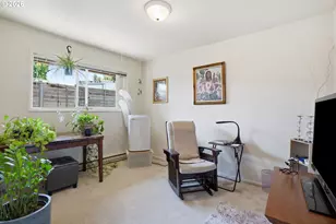 8802 N Chase Ave, Portland, OR 97217 - Photo 17