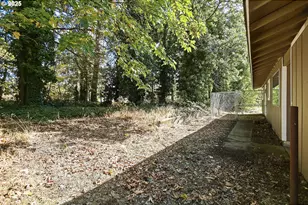 4600 Summit Dr, Hood River, OR 97031 - Photo 29