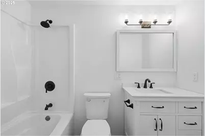 4600 Summit Dr, Hood River, OR 97031 - Photo 11