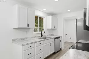 4600 Summit Dr, Hood River, OR 97031 - Photo 19