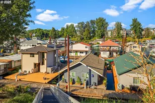 205 N Bridgeton Rd, Portland, OR 97217 - Photo 35