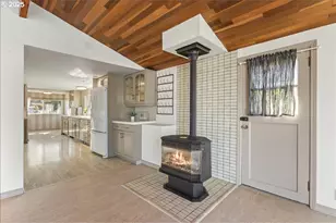 205 N Bridgeton Rd, Portland, OR 97217 - Photo 11