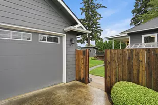 726 E Main St, Hillsboro, OR 97123 - Photo 31