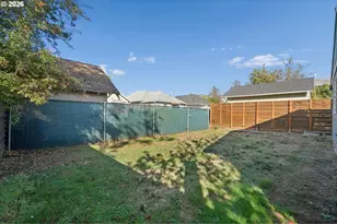 6541 SE 93rd Ave, Portland, OR 97266 - Photo 25
