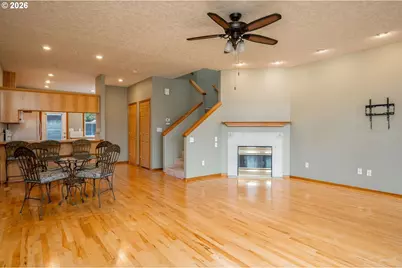 1367 NE Market Dr, Fairview, OR 97024 - Photo 7