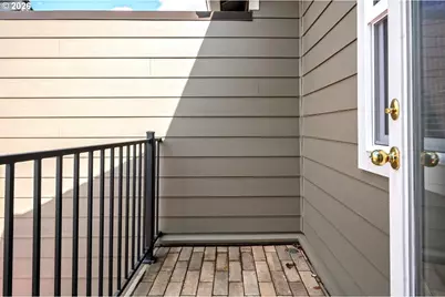 1367 NE Market Dr, Fairview, OR 97024 - Photo 21